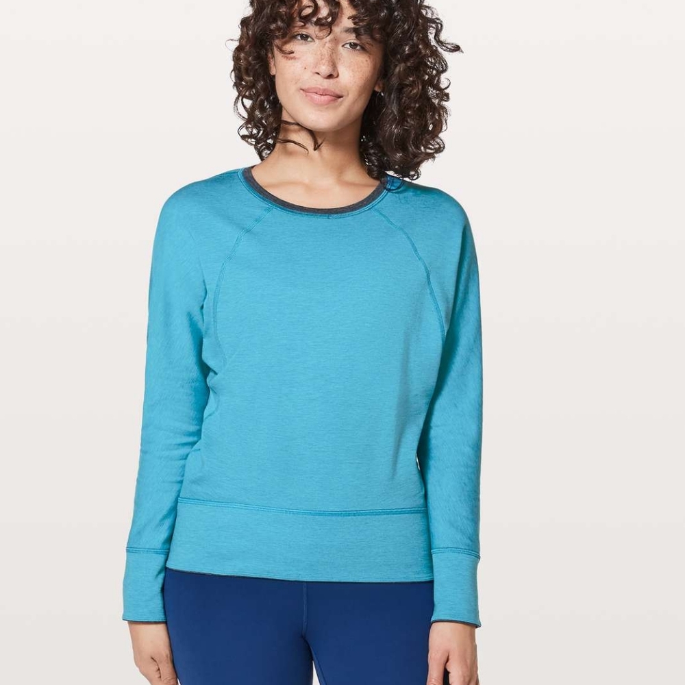 Lululemon Time Out Crew* Reversible size 6